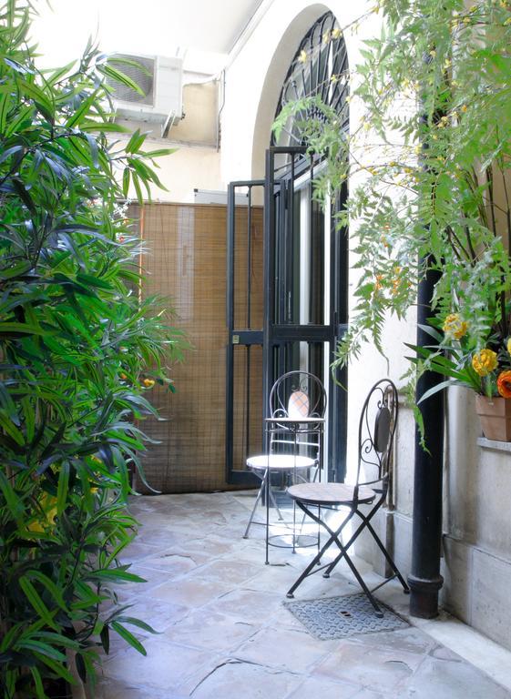 Basilio 55 Rome Hotel Bilik gambar